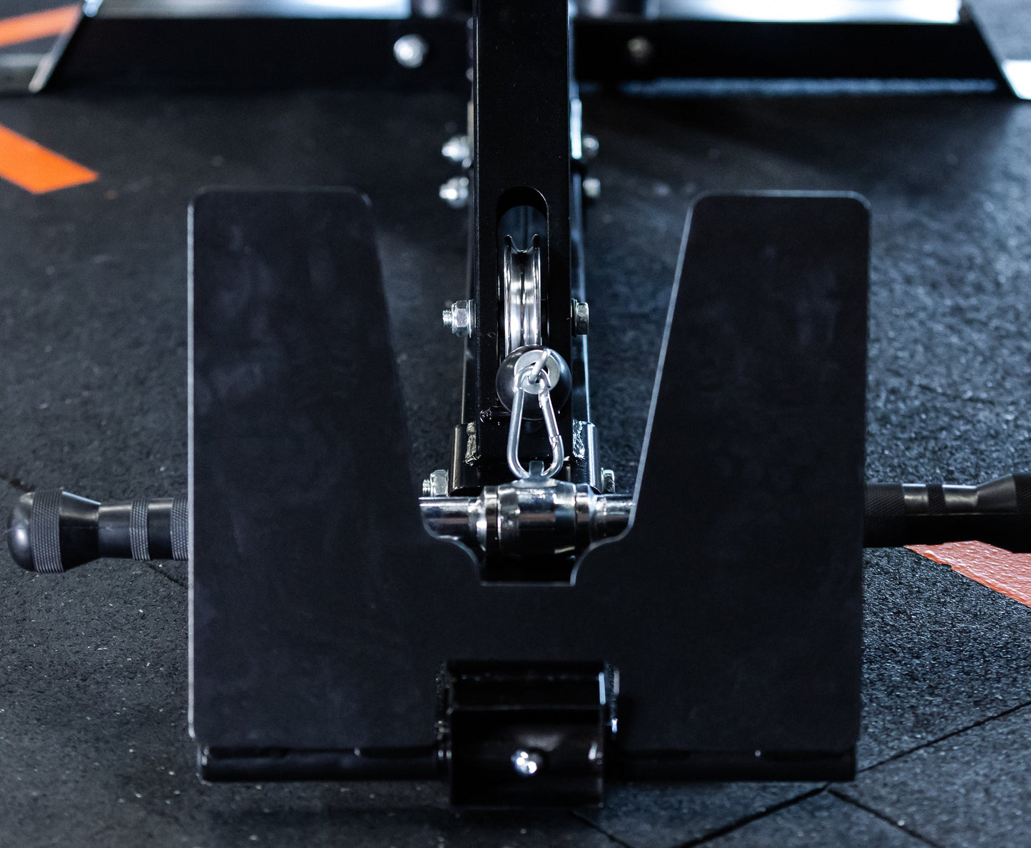 GIANT Standalone Lat & Low Row