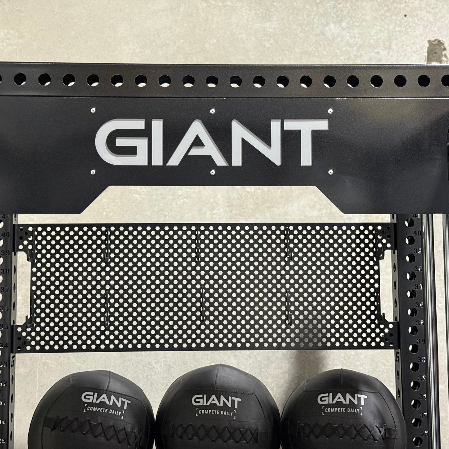 GIANT AXIS Peggy Cable Attachment Board Crossmember