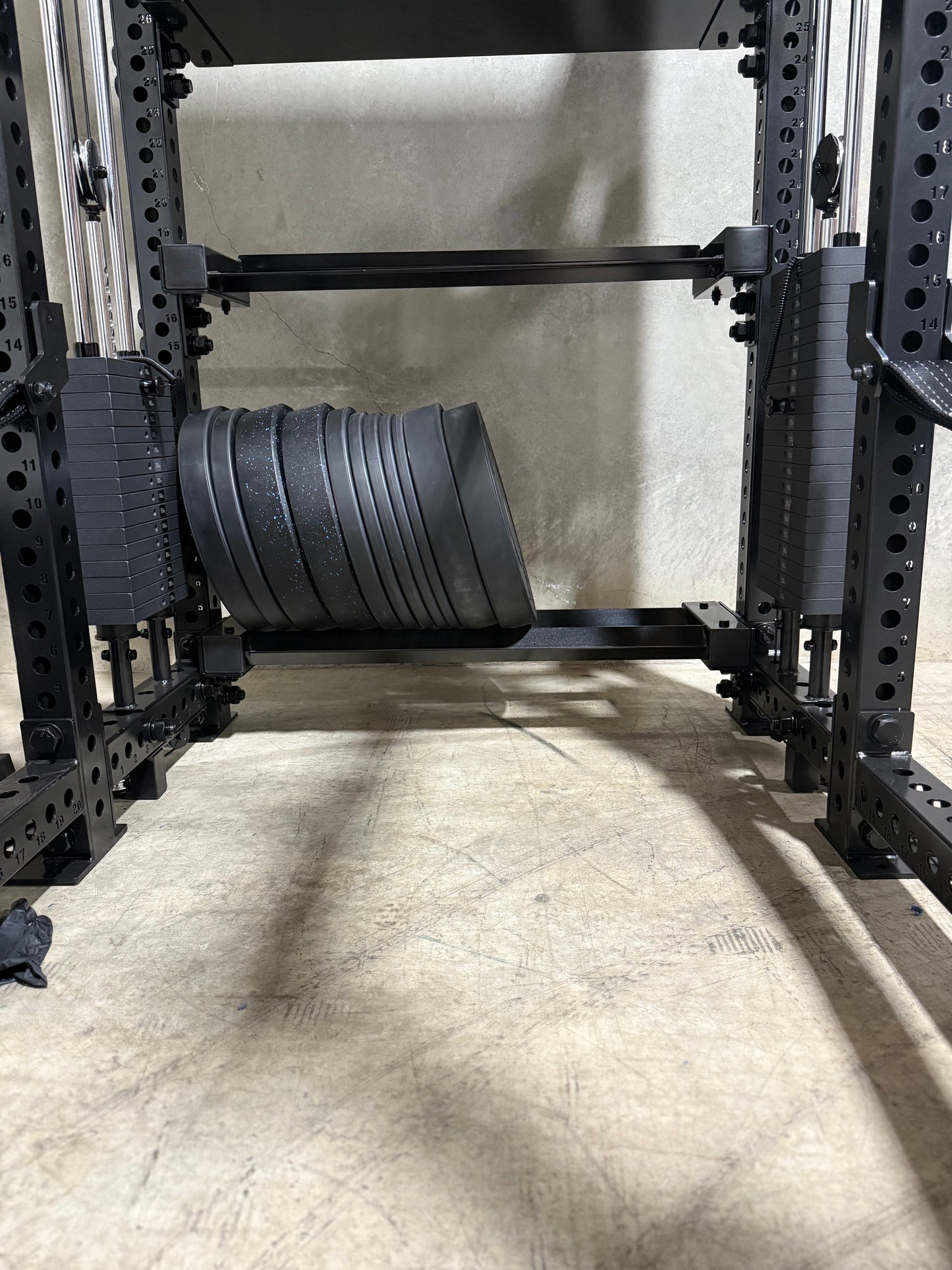 GIANT AXIS Plate Storage Crossmember