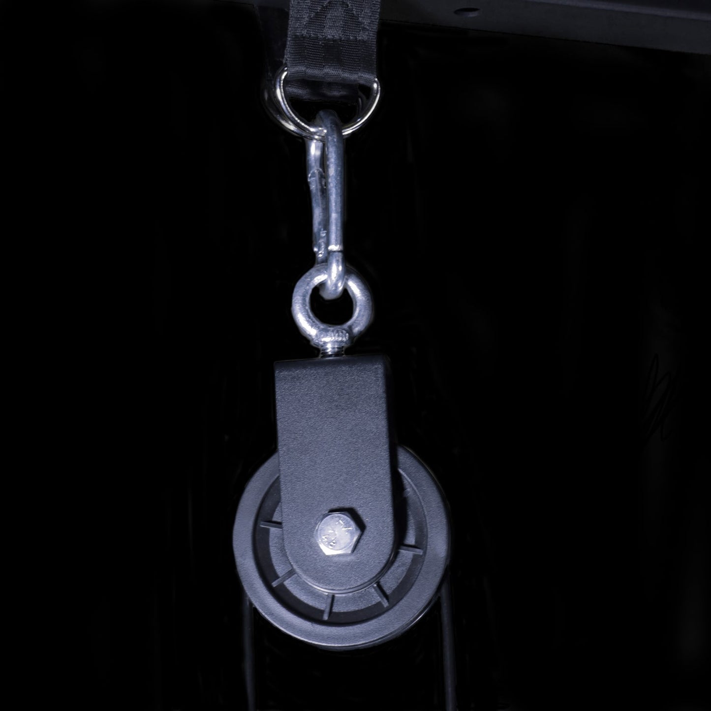 GIANT Cable Pulley System
