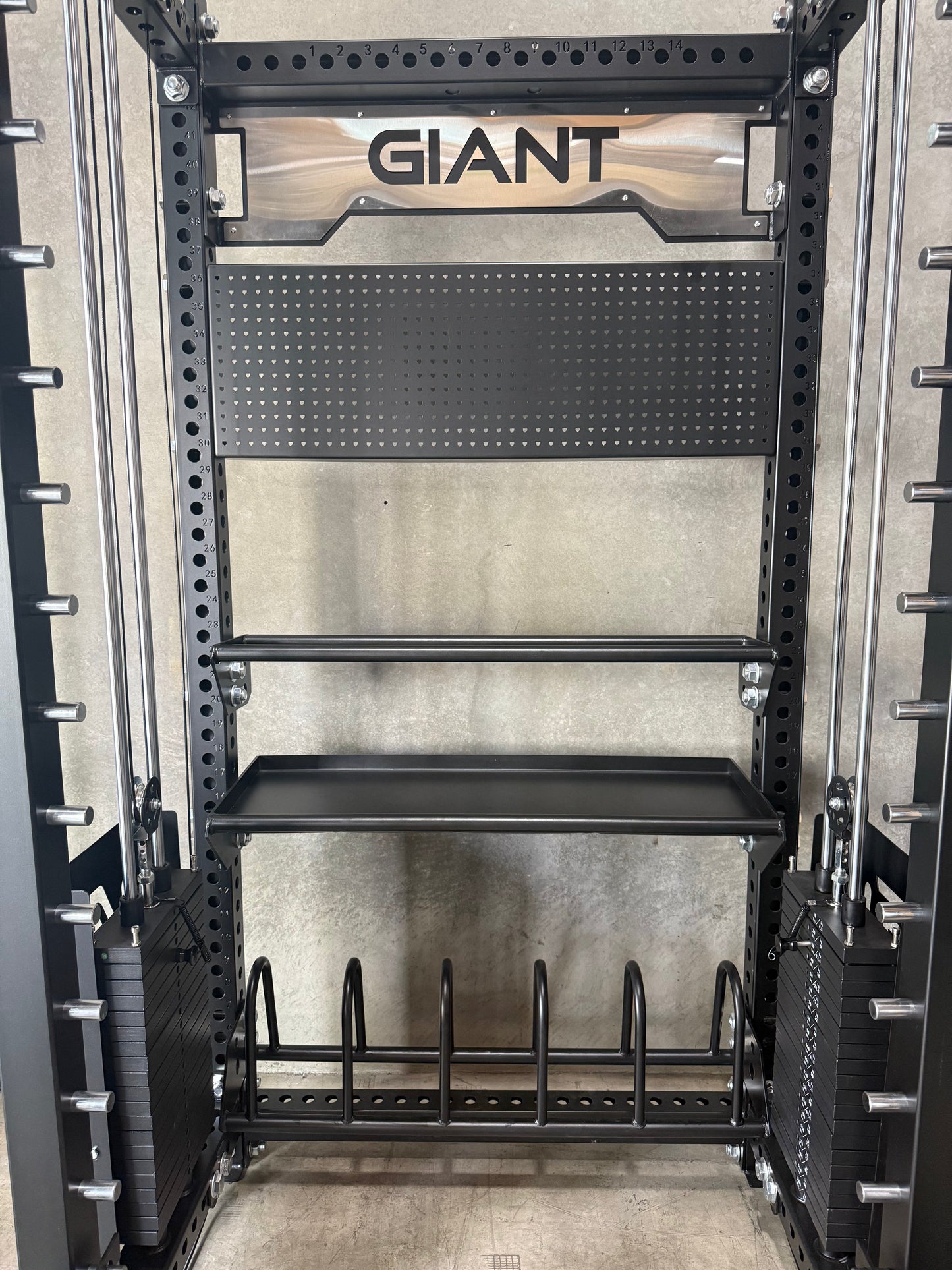 GIANT Grizzly Peg Board - 3X Series